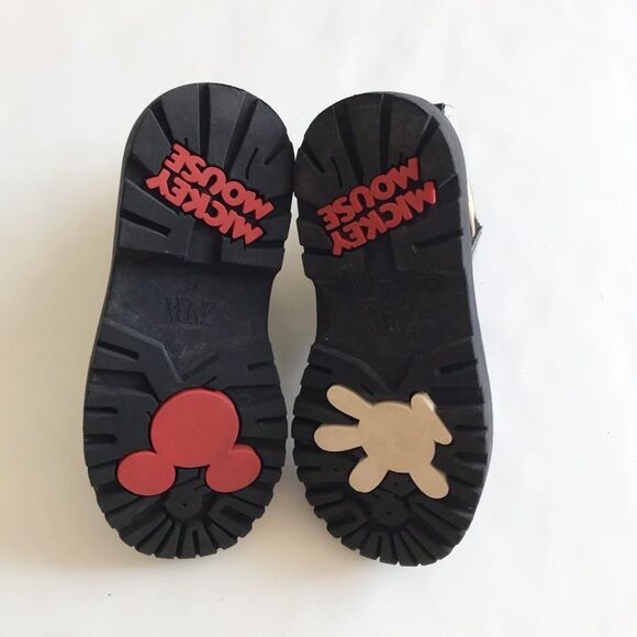 Zara x Disney Mickey Mouse patent boots VGUC size 32(1 youth) - Picture 9 of 9